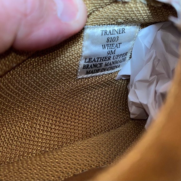 Cloudwalkers Women trainer 8103 wheat shoes size 9M leather upper slip on comfy - Picture 7 of 7